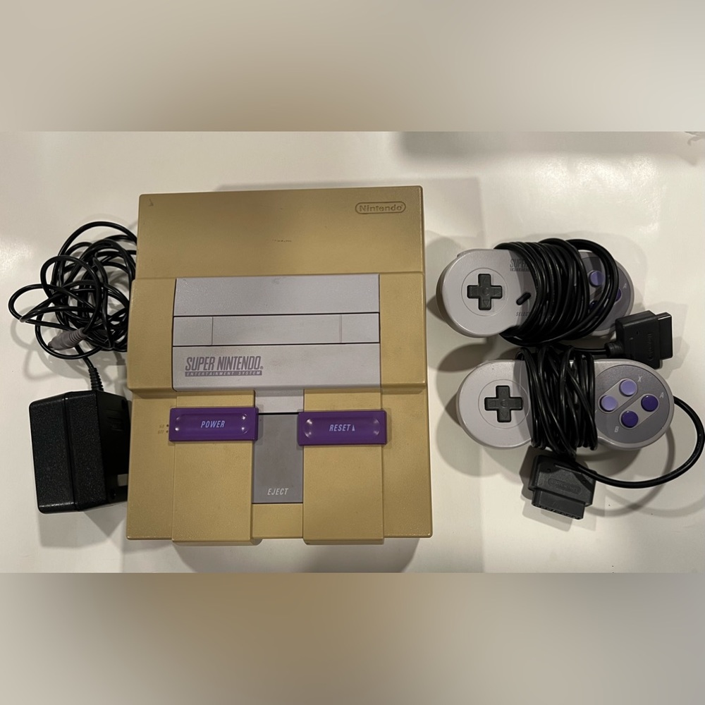 Original 1991 Super Nintendo Bundle Console/Power Cable/Controllers FLAWED